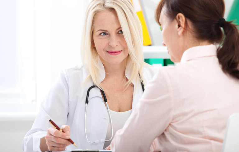 Doctor-consulting-patient-on-vesicovaginal-fistula
