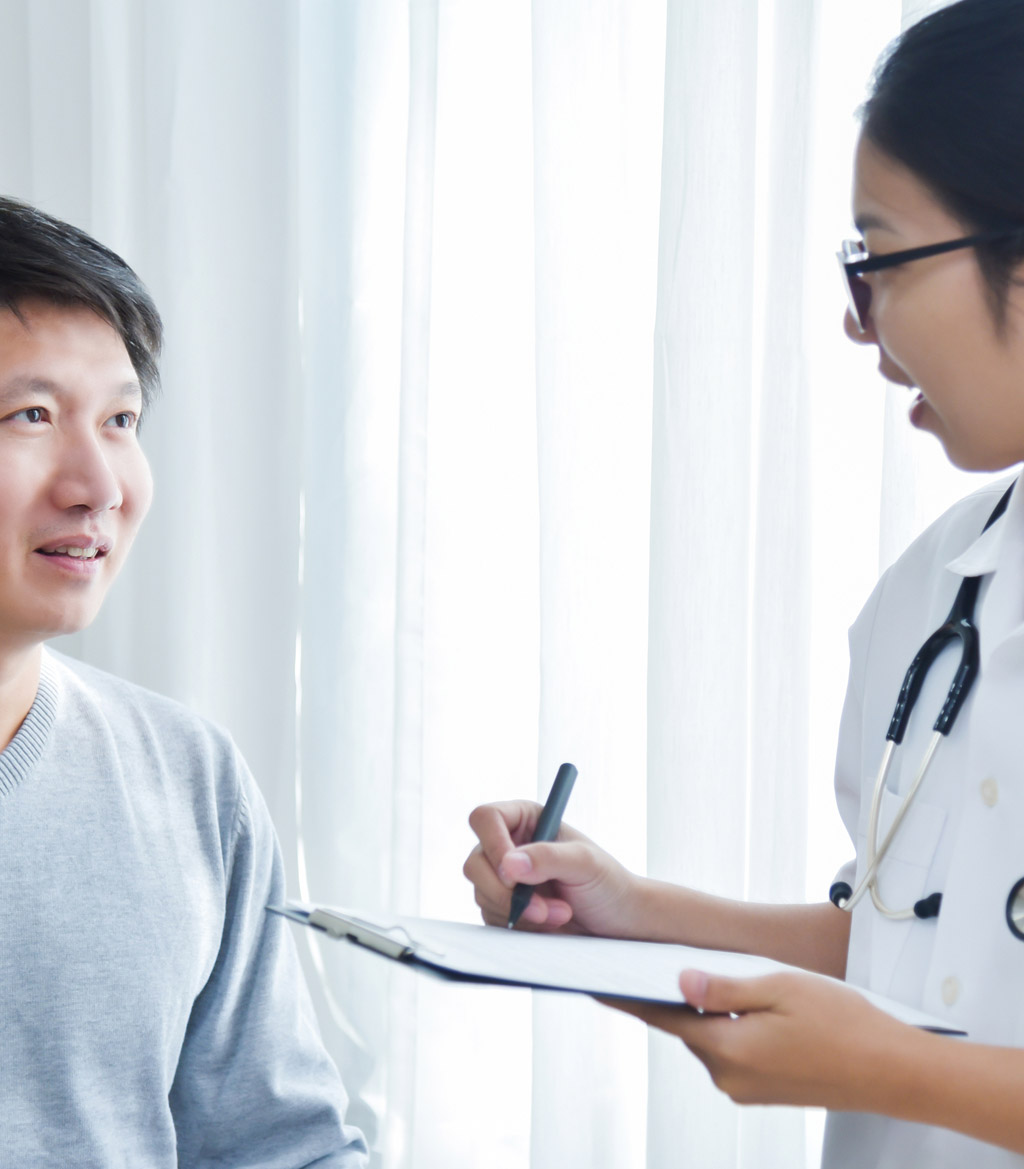 Man-being-consulted-for-cryoablation