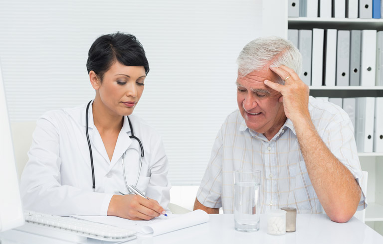 Specialist-helping-patient-with-urinary-incontinence