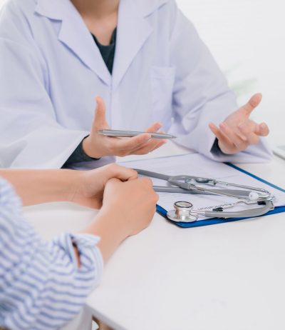 Discussing-Robot-Assisted-Abdominal-Sacrocolpopexy