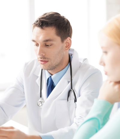 Doctor-consulting-patient-before-pelvic-reconstruction