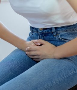 suffering-from-urinary-incontinence-best-urology-surgeon-in-Orange-County